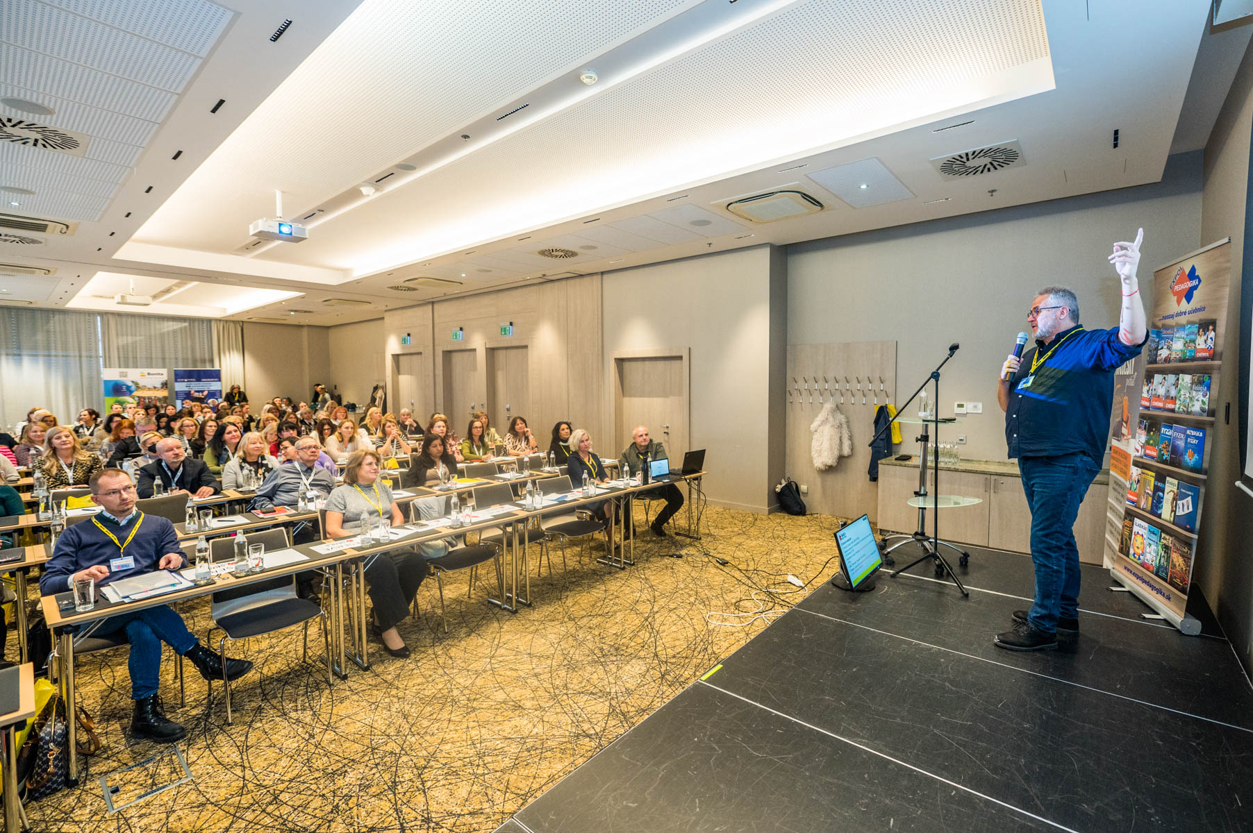 Foto – konferencia Škola 2025/2026