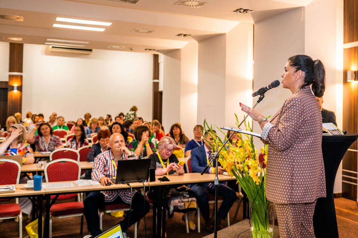 Foto – Učiteľ nie je Google 9