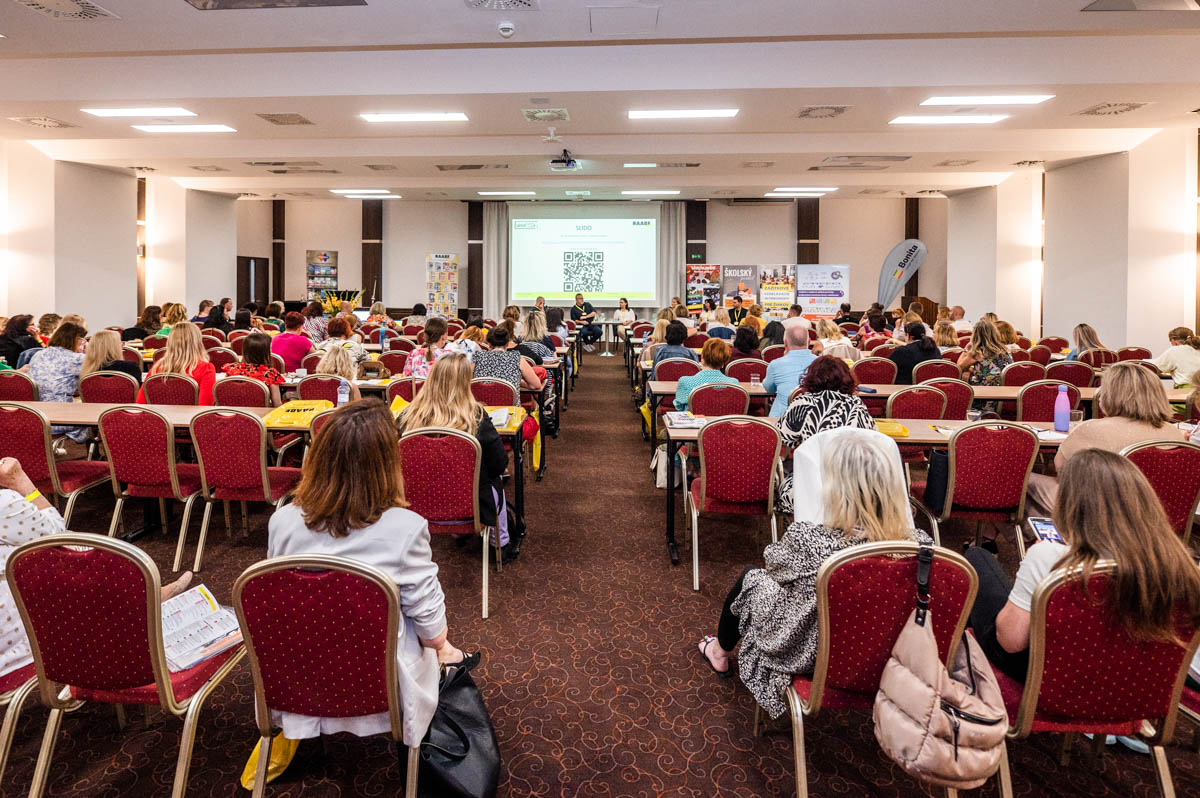 Foto – Učiteľ nie je Google 9